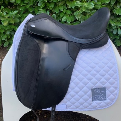 Thorowgood T4 17.5” Dressage (S3551)